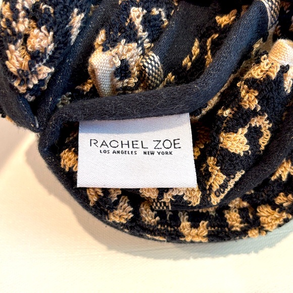 Rachel Zoe Leopard Cheetah Animal Print hand Towels - Picture 4 of 5
